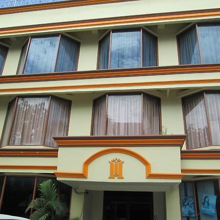 נקסר Hotel Istana מראה חיצוני תמונה