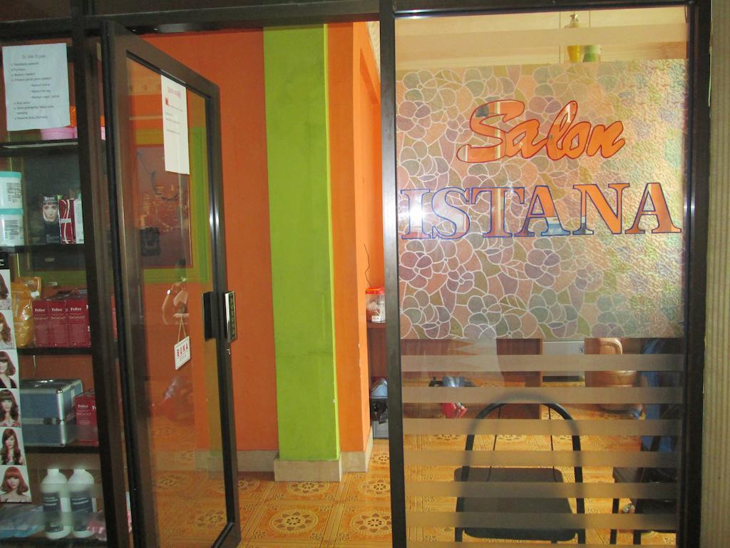 נקסר Hotel Istana מראה חיצוני תמונה