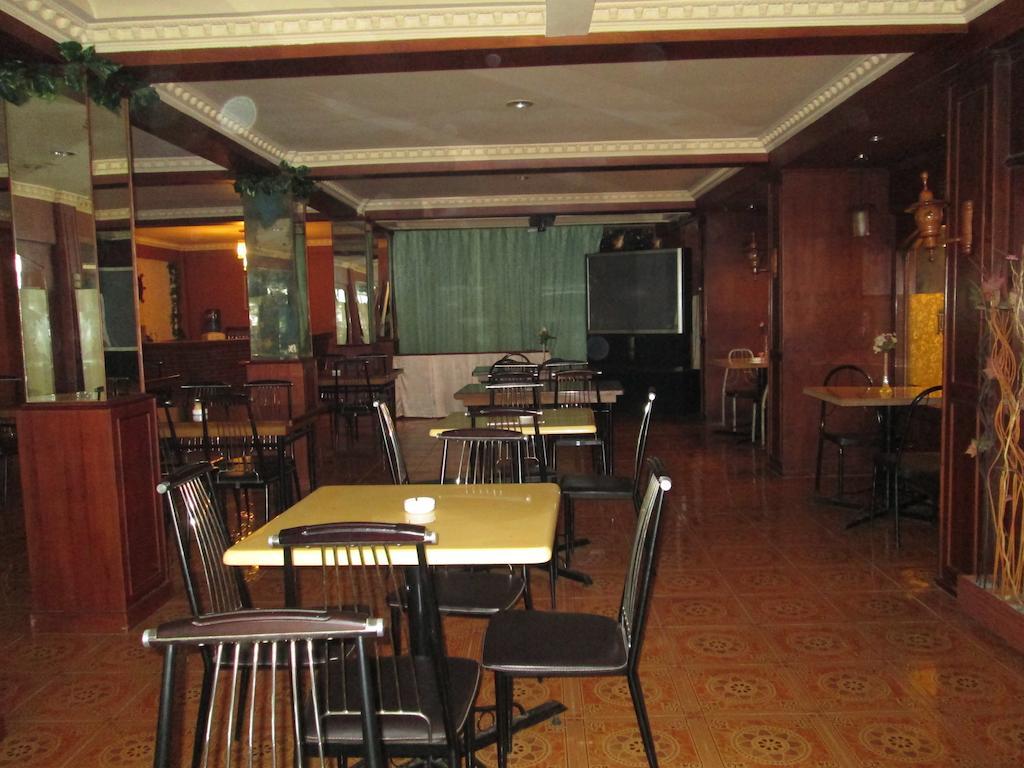 נקסר Hotel Istana מראה חיצוני תמונה