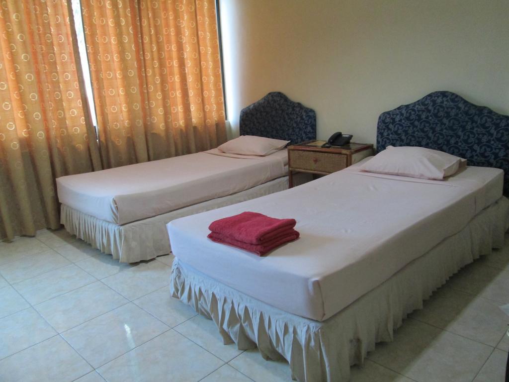 נקסר Hotel Istana חדר תמונה