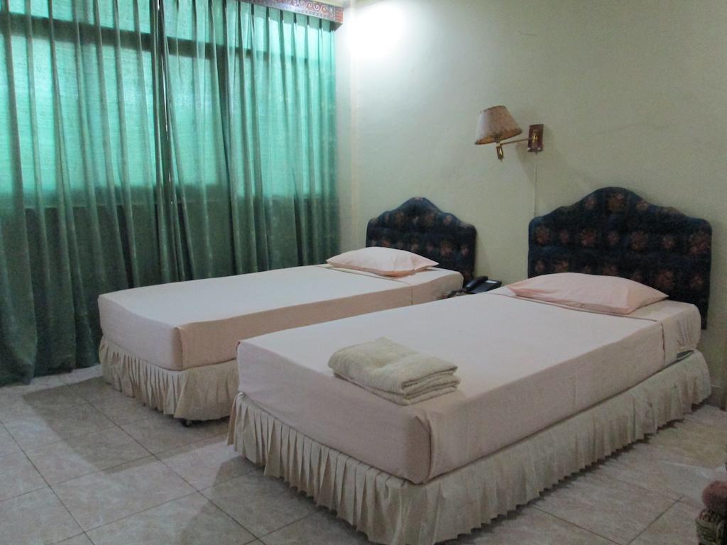 נקסר Hotel Istana חדר תמונה