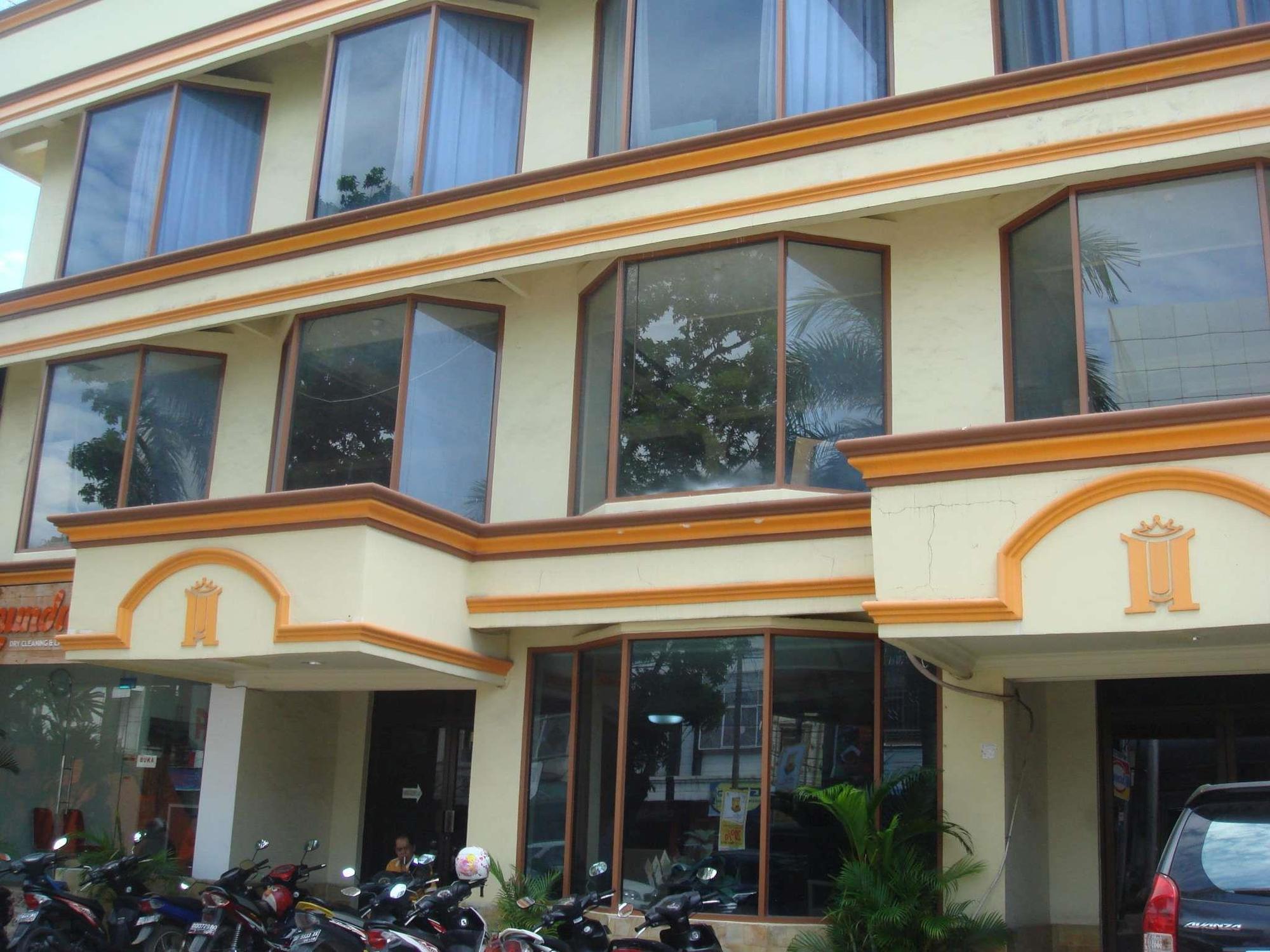 נקסר Hotel Istana מראה חיצוני תמונה