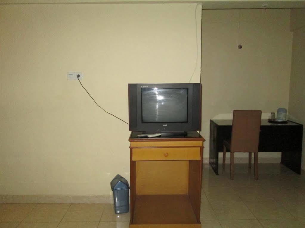נקסר Hotel Istana מראה חיצוני תמונה